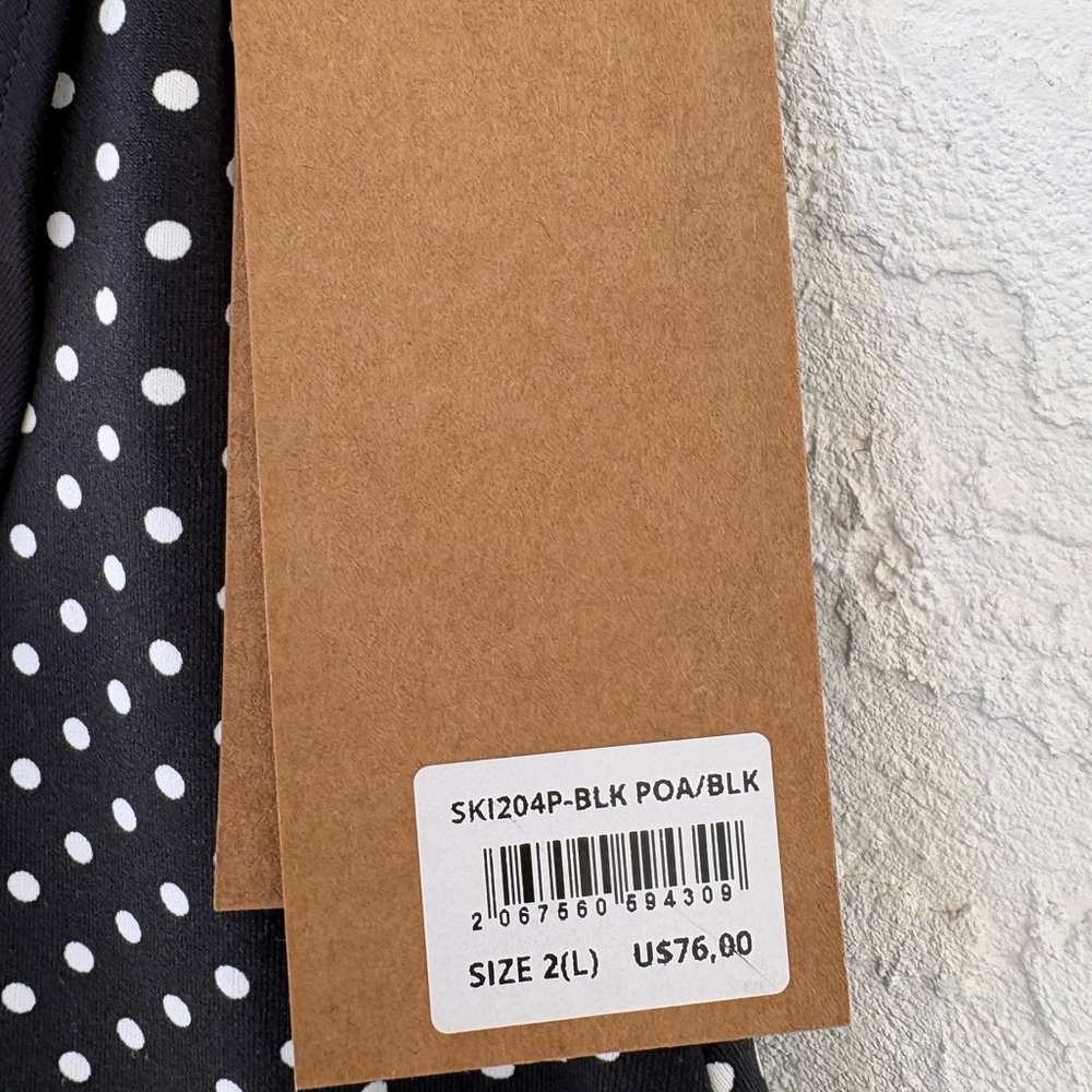 Dona Jo Black Skort Polka Dot Spin Pickleball Golf Tennis Size 2 Large NWT - Picture 9 of 12